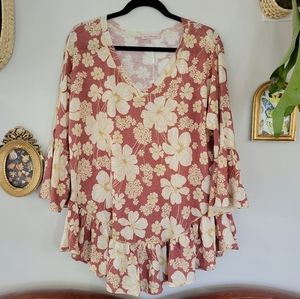 Floral boho ruffle ces femme blouse v neck NWOT red and cream